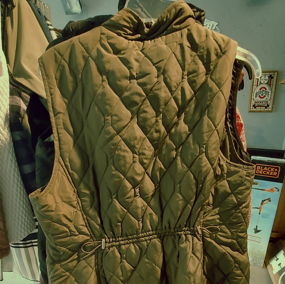 Womens outerwear light vest